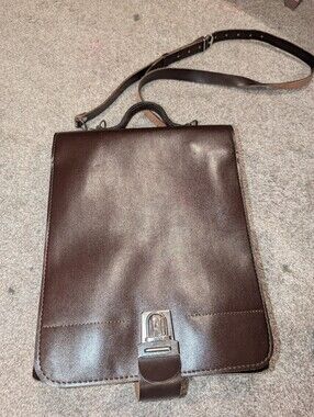 Classic Brown Leather Crossbody Messenger Bag
